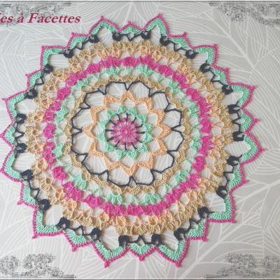 Mandala vert fushia 43cm emons